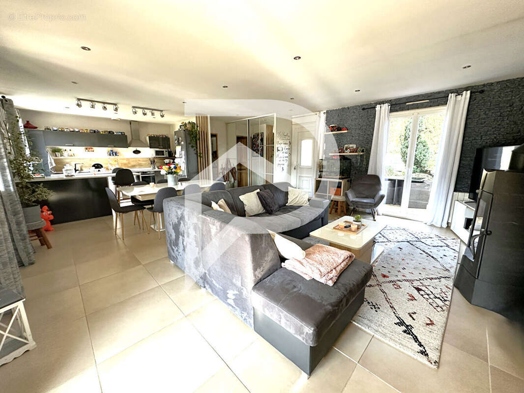 Maison à SOREL-MOUSSEL