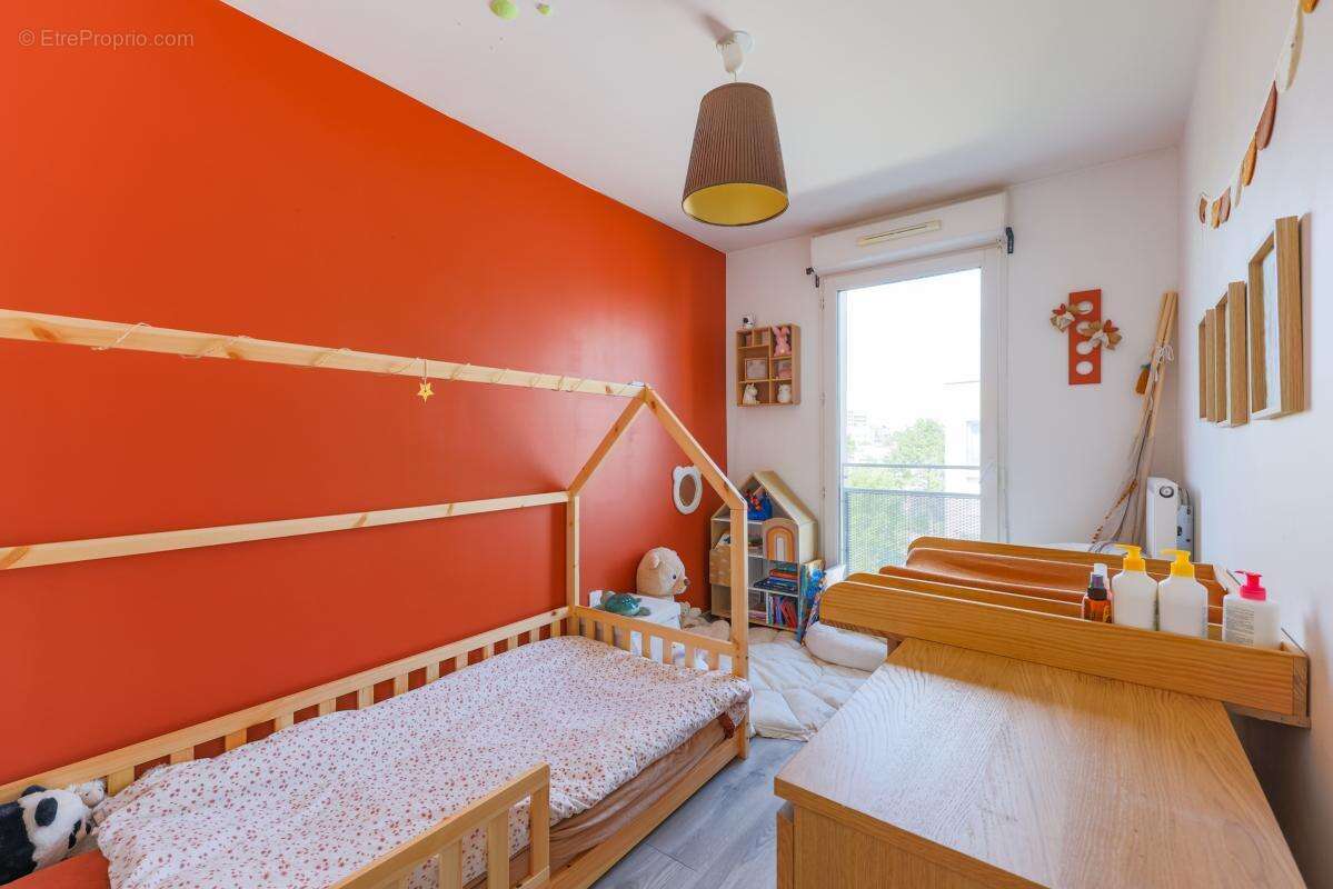Appartement à STAINS