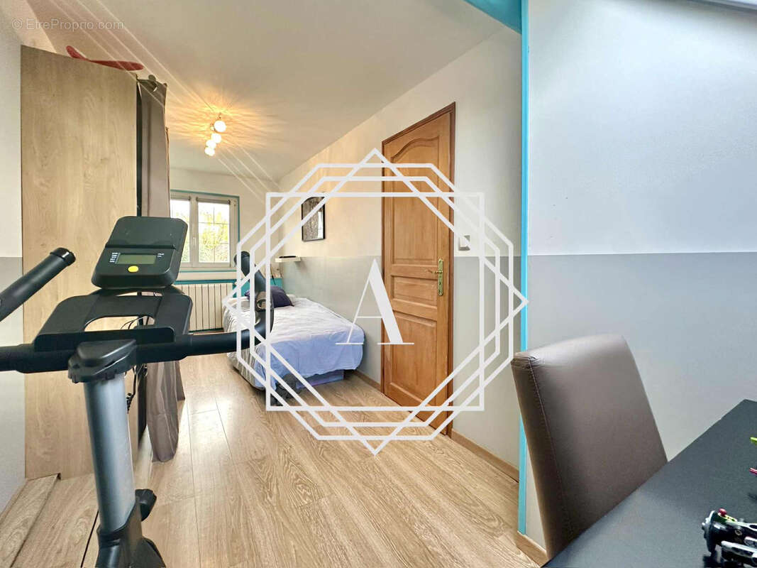 Maison à SAINT-CREPIN-IBOUVILLERS