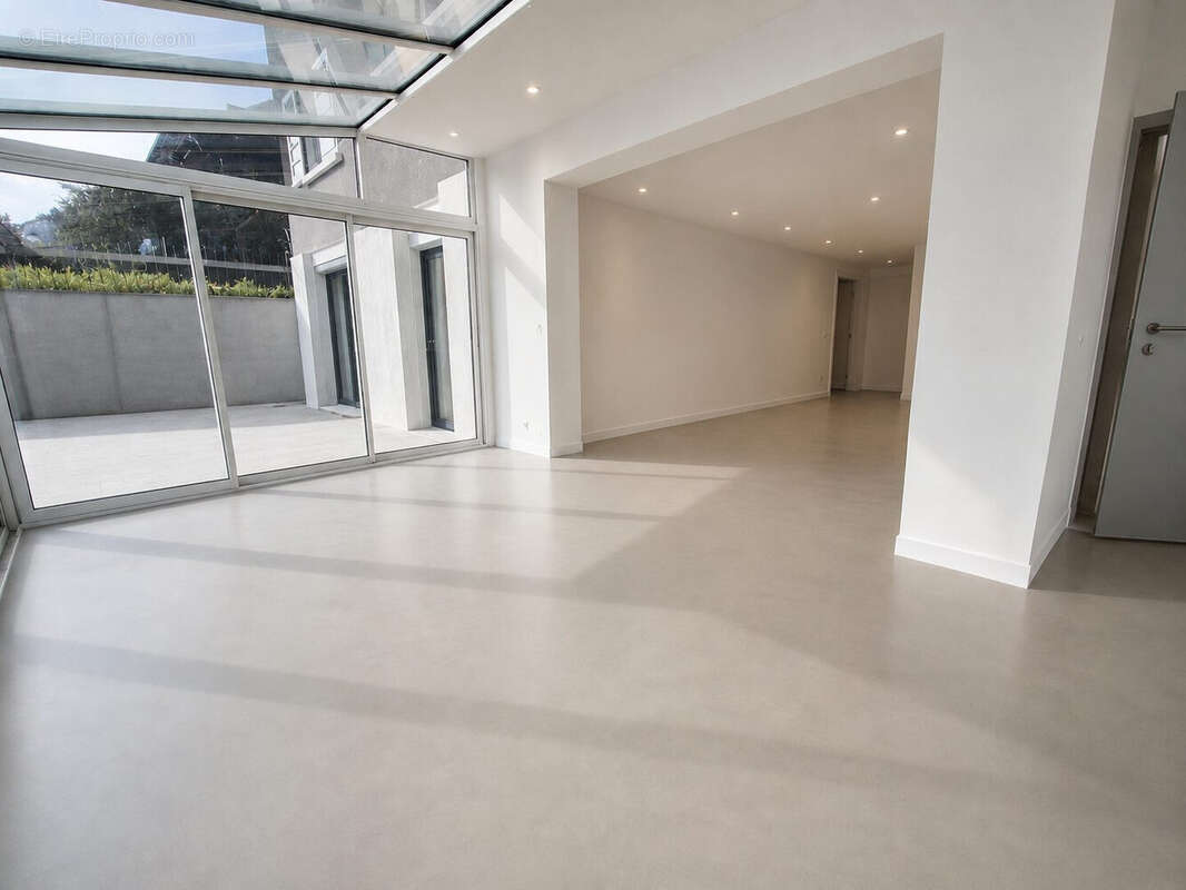 Appartement à THONON-LES-BAINS