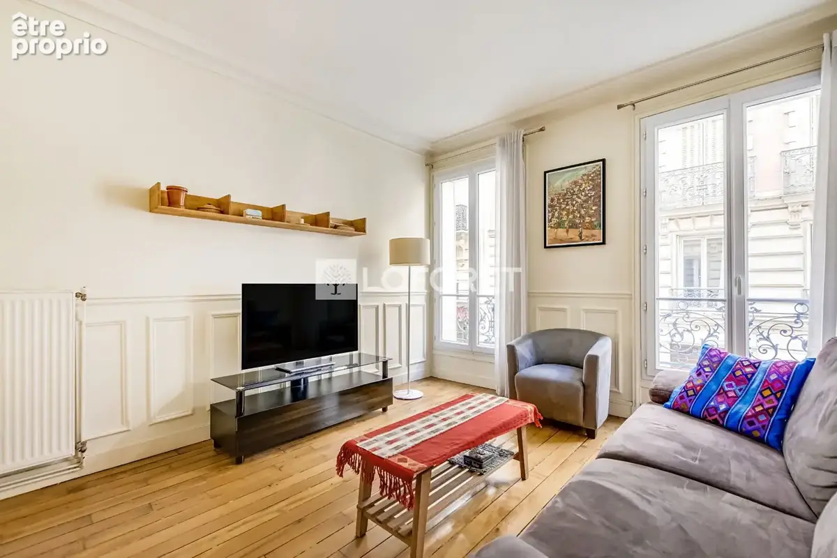 Paris 18e - rue désiré ruggieri - charmant 2 pièces de 40 m² - photo 2