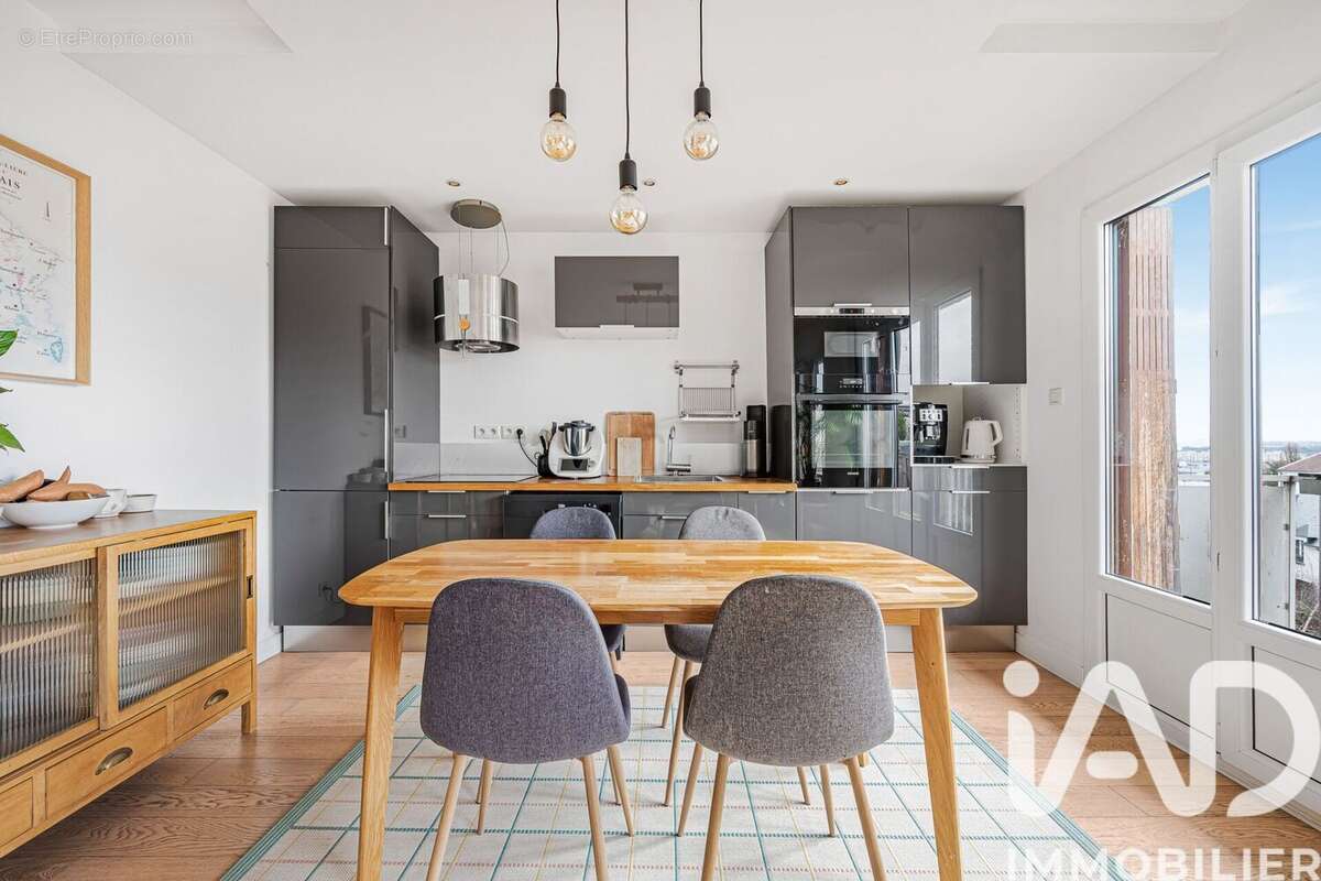 Photo 7 - Appartement à SURESNES