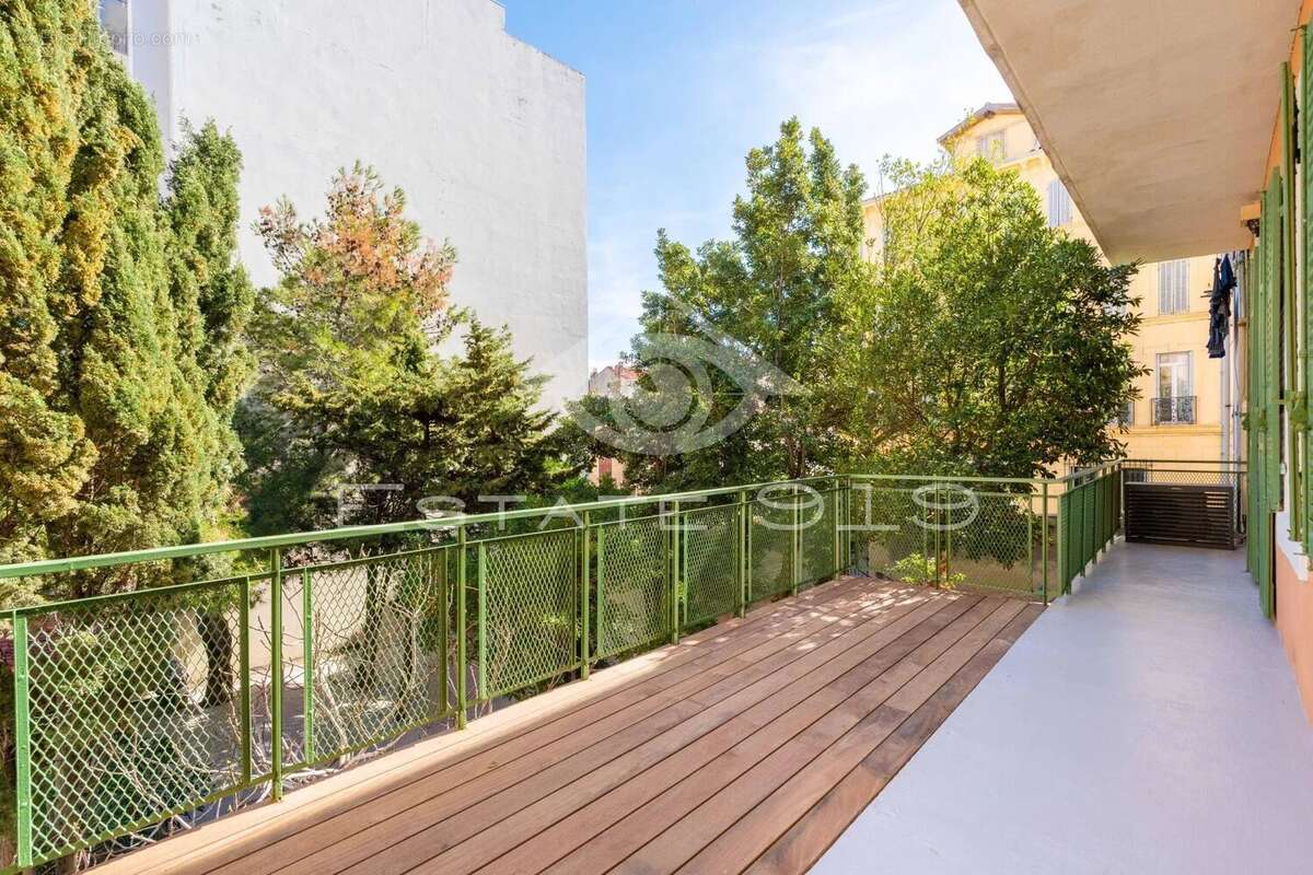 Appartement à MARSEILLE-7E