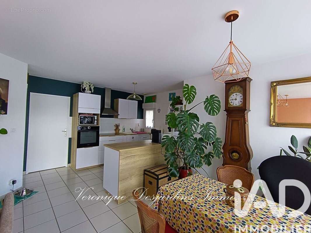 Photo 2 - Maison à SAINTES