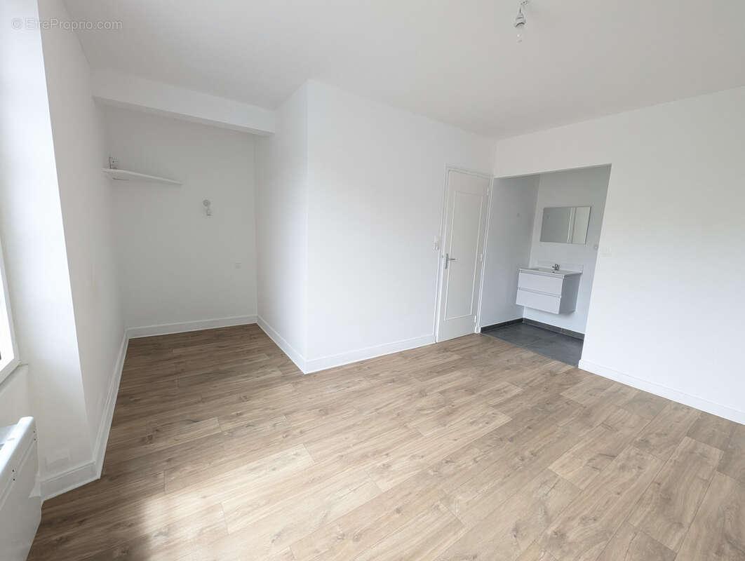 Maison à SAINT-JEAN-LE-THOMAS