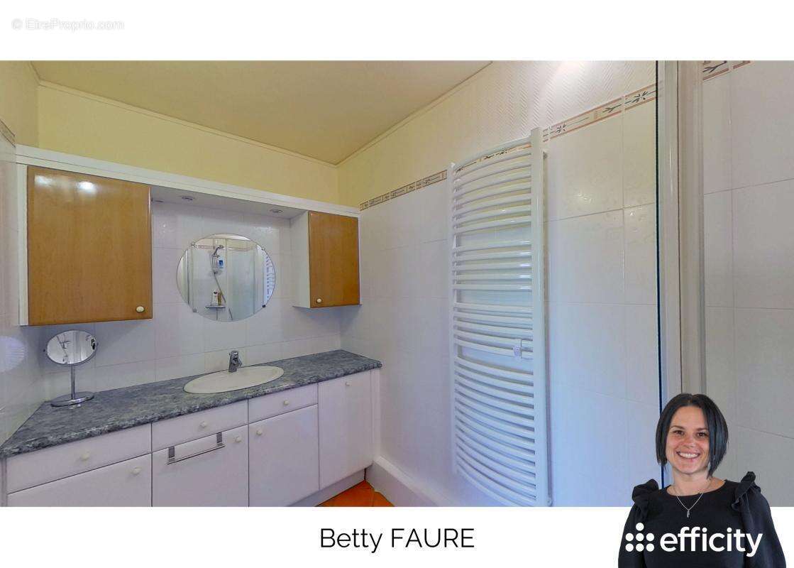 Appartement à SAINT-ETIENNE