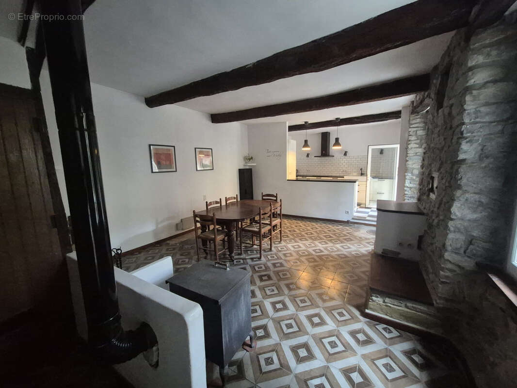 Maison à LA LIVINIERE