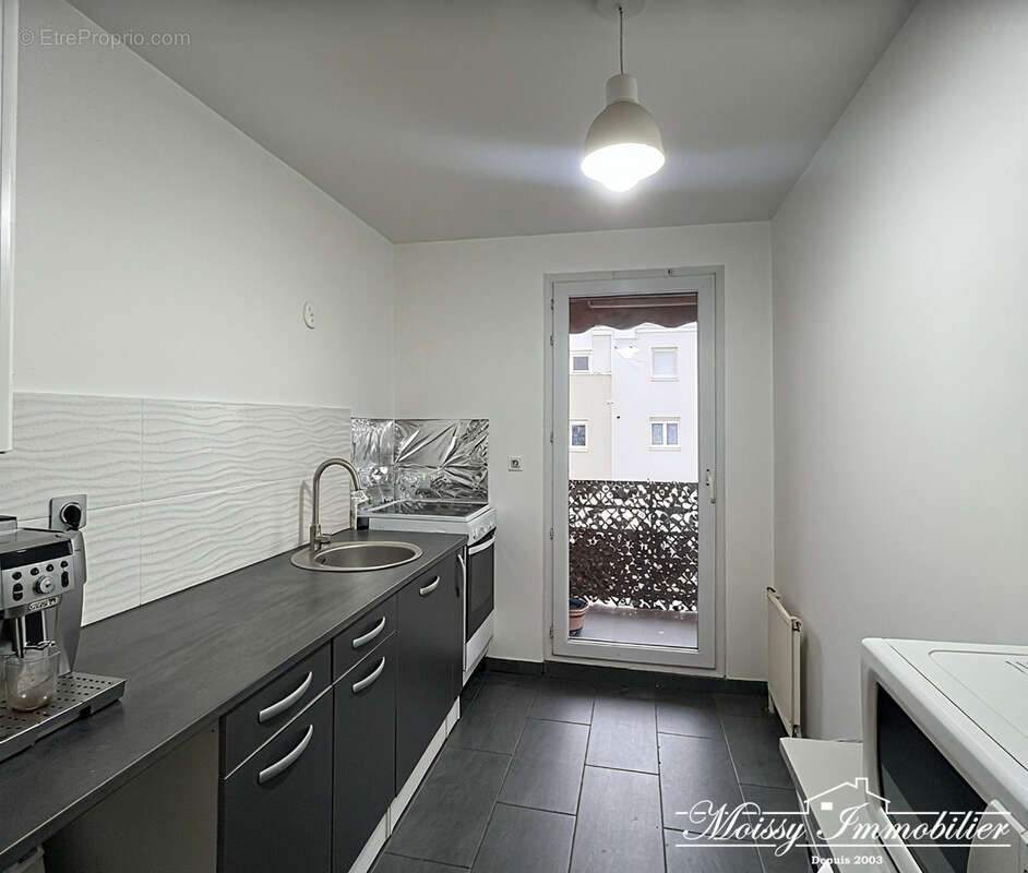 Appartement à MOISSY-CRAMAYEL