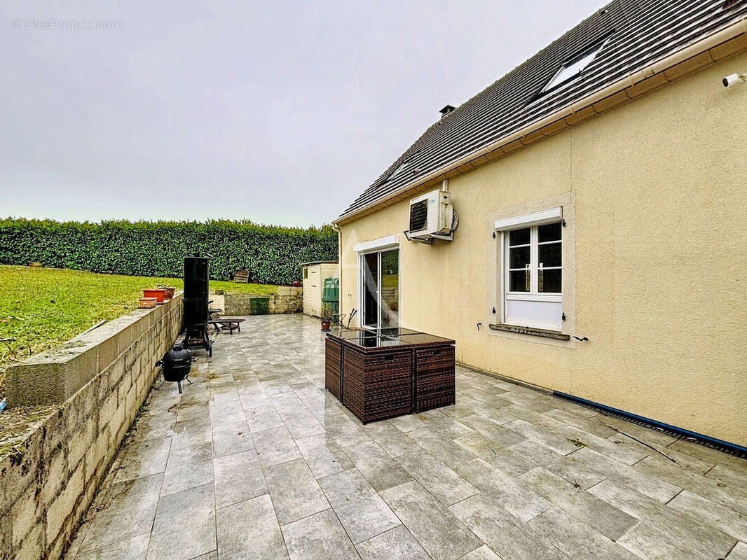 Maison à ACY-EN-MULTIEN