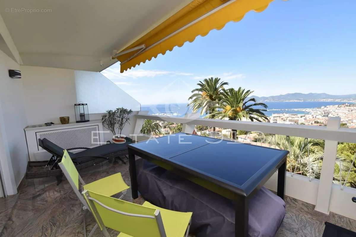 Appartement à CANNES