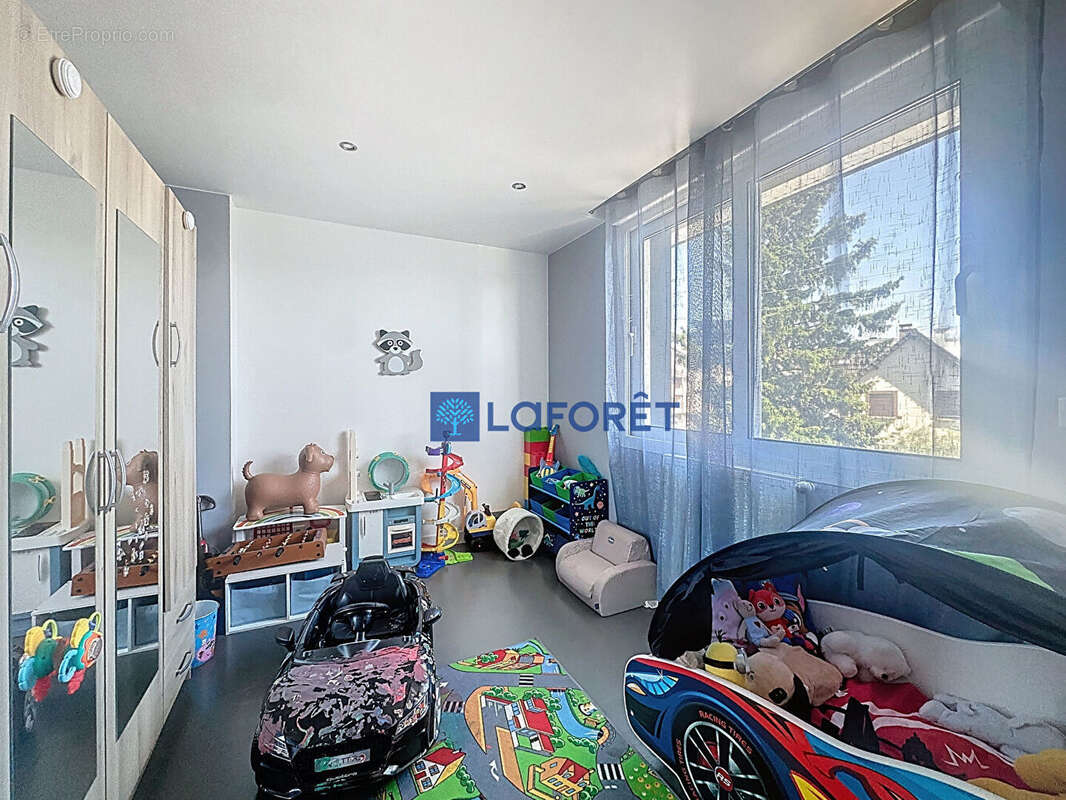 Maison à SAVIGNY-SUR-ORGE