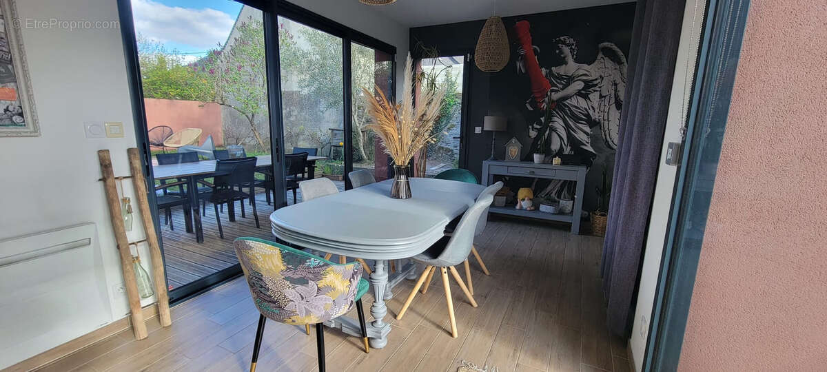 Maison à BRISSAC-QUINCE