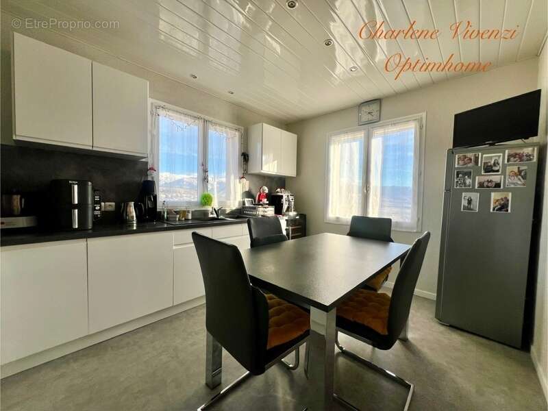 Maison à ANGOUSTRINE-VILLENEUVE-DES-ESCALDES