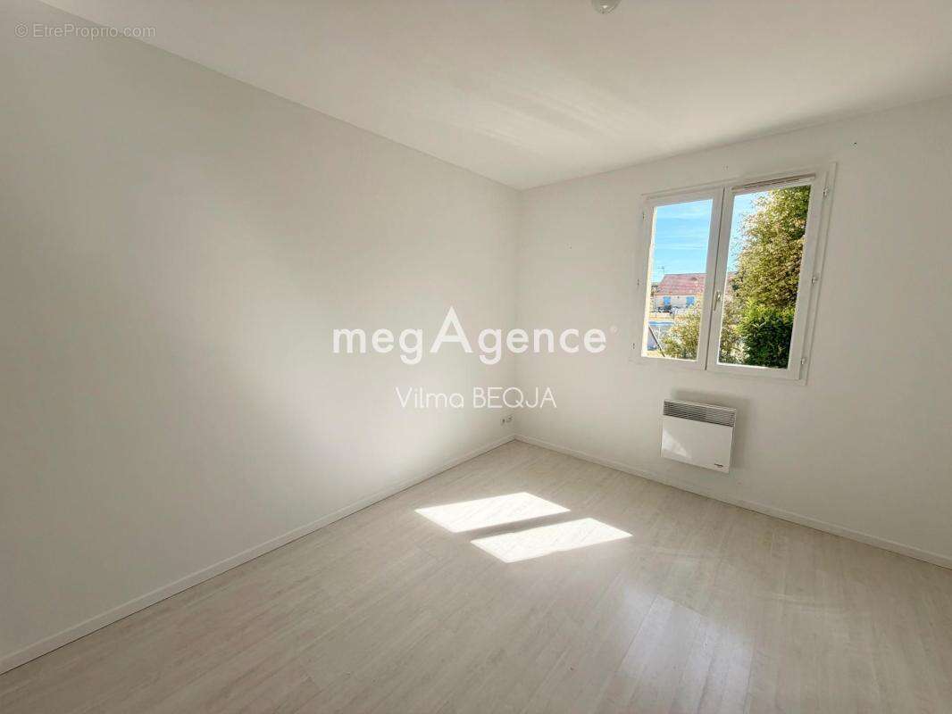 Maison de plain-pied 103 m² – 4 chambres – Garage – Terrain de 1 100 m² - photo 7