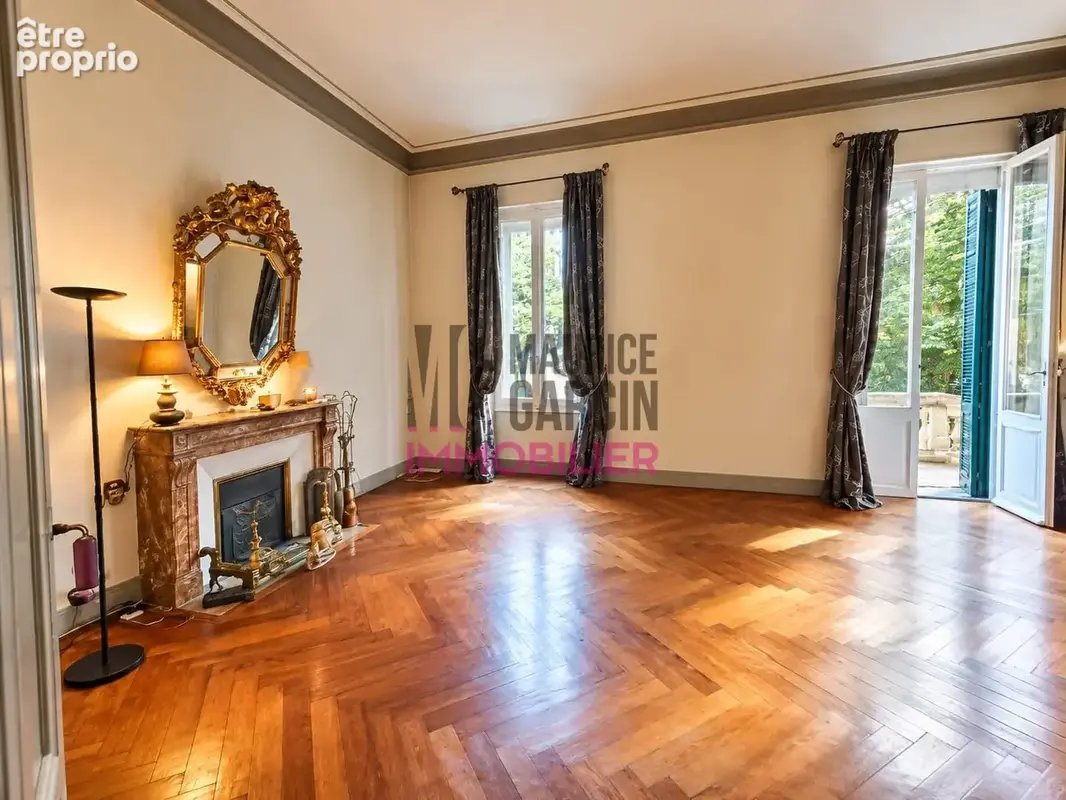 Maison 6 pièces 209 m² à vendre à Carpentras (84200) - photo 3