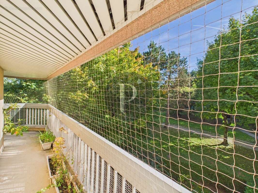 Appartement à VERRIERES-LE-BUISSON