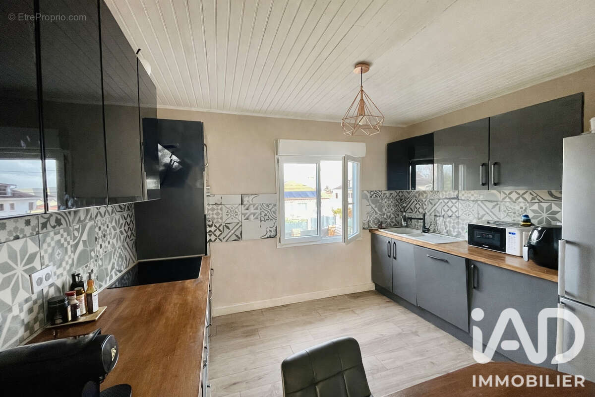 Photo 6 - Maison à MONTIGNY-LES-CORMEILLES