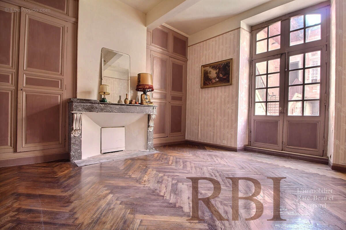 Maison à MONTESQUIEU-VOLVESTRE