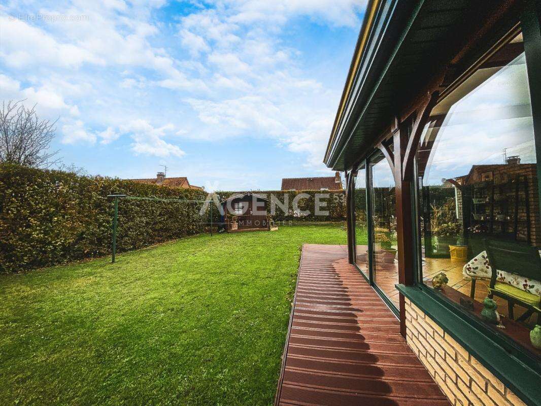 Maison à LONGUENESSE