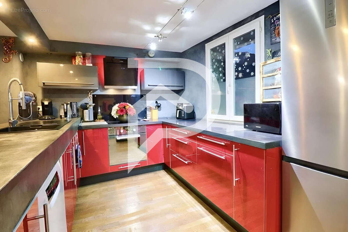 Maison à VINON-SUR-VERDON