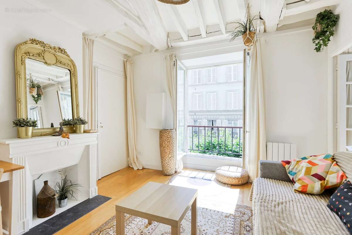 Appartement à PARIS-4E