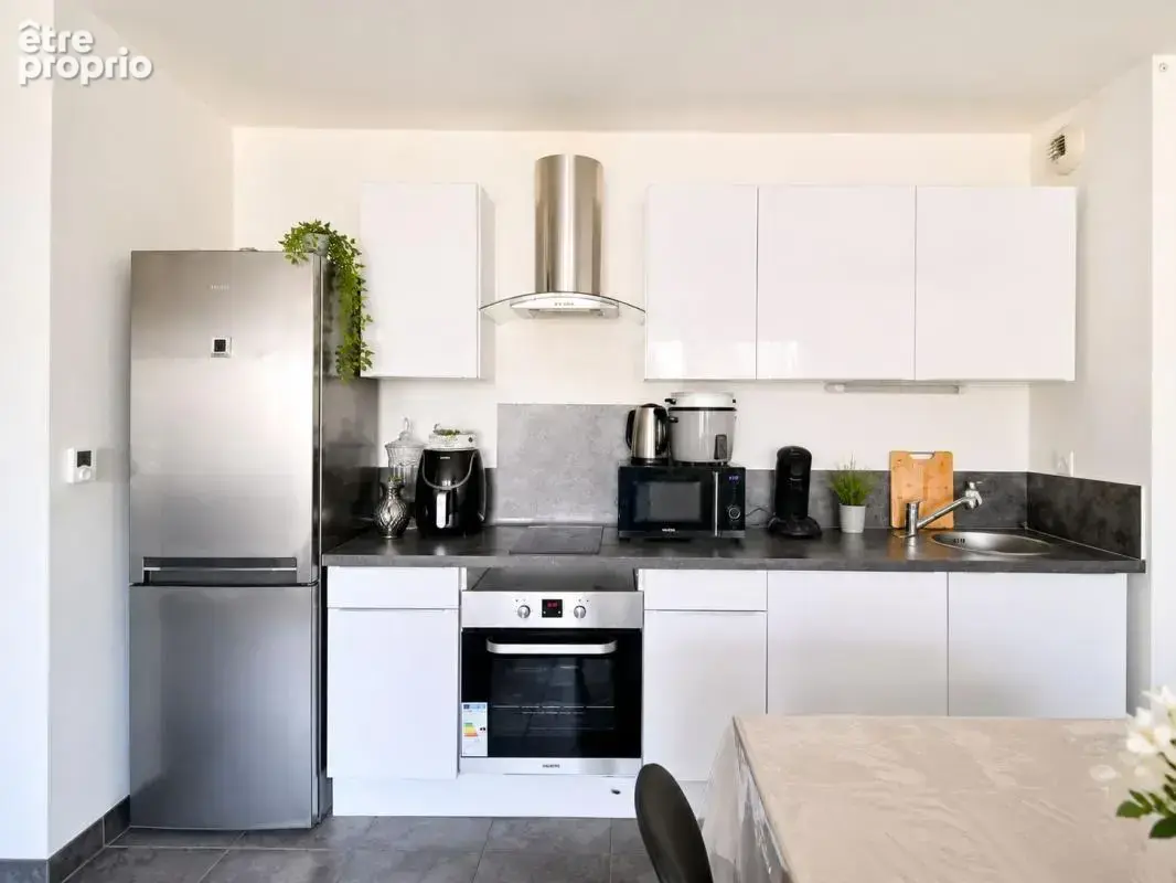  EXCLUSIVITÉ  Superbe T3 avec grande terrasse , garage fermé  et résidence de standing à Montpellier Sud - photo 6