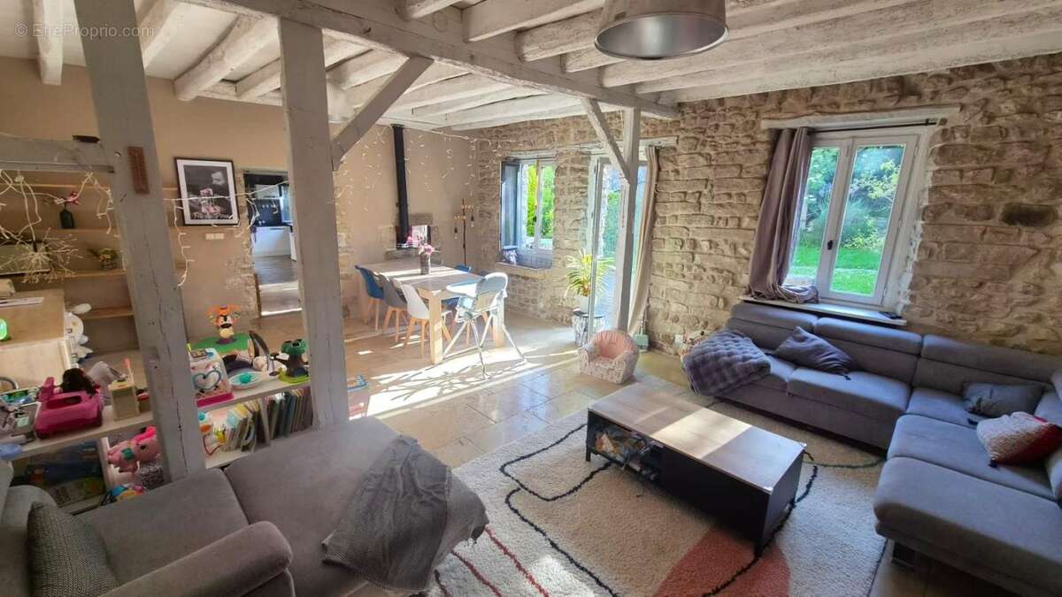 Maison à ETAMPES