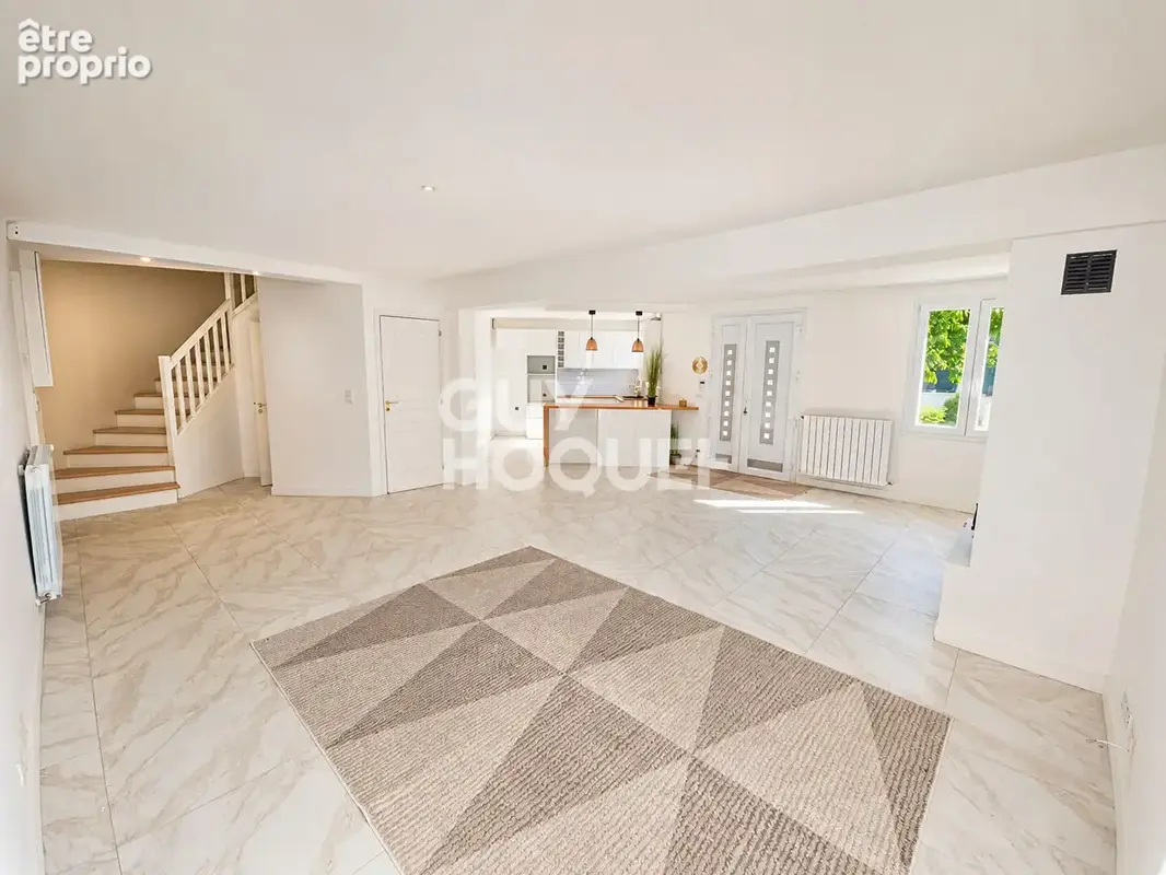Maison 6 pièces 117 m² à vendre à Le Blanc-Mesnil (93150) - photo 2