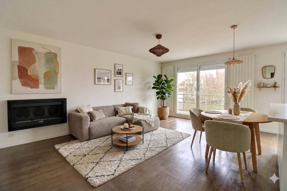 Appartement à LES CLAYES-SOUS-BOIS