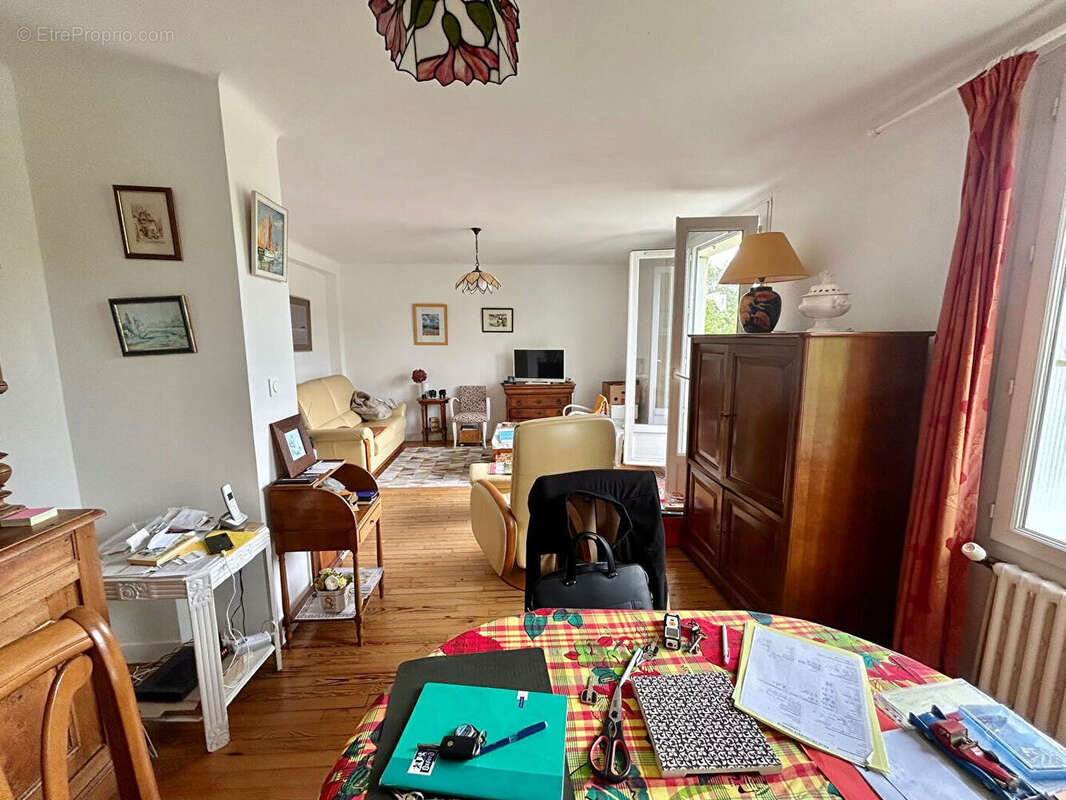 Appartement 3 pièces à vendre à Quimper LOCMARIA - Calme et lumineux - photo 3