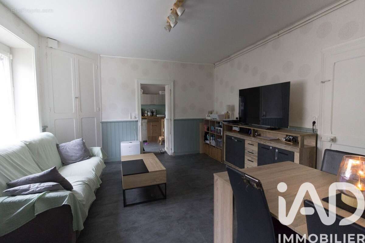 Photo 3 - Maison à MAGNAC-BOURG