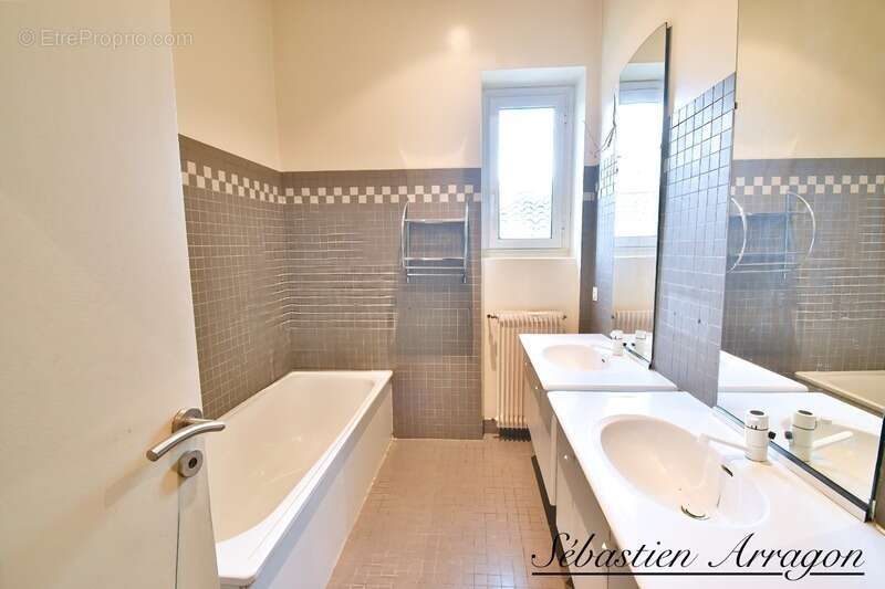 Maison à VILLENEUVE-SUR-LOT