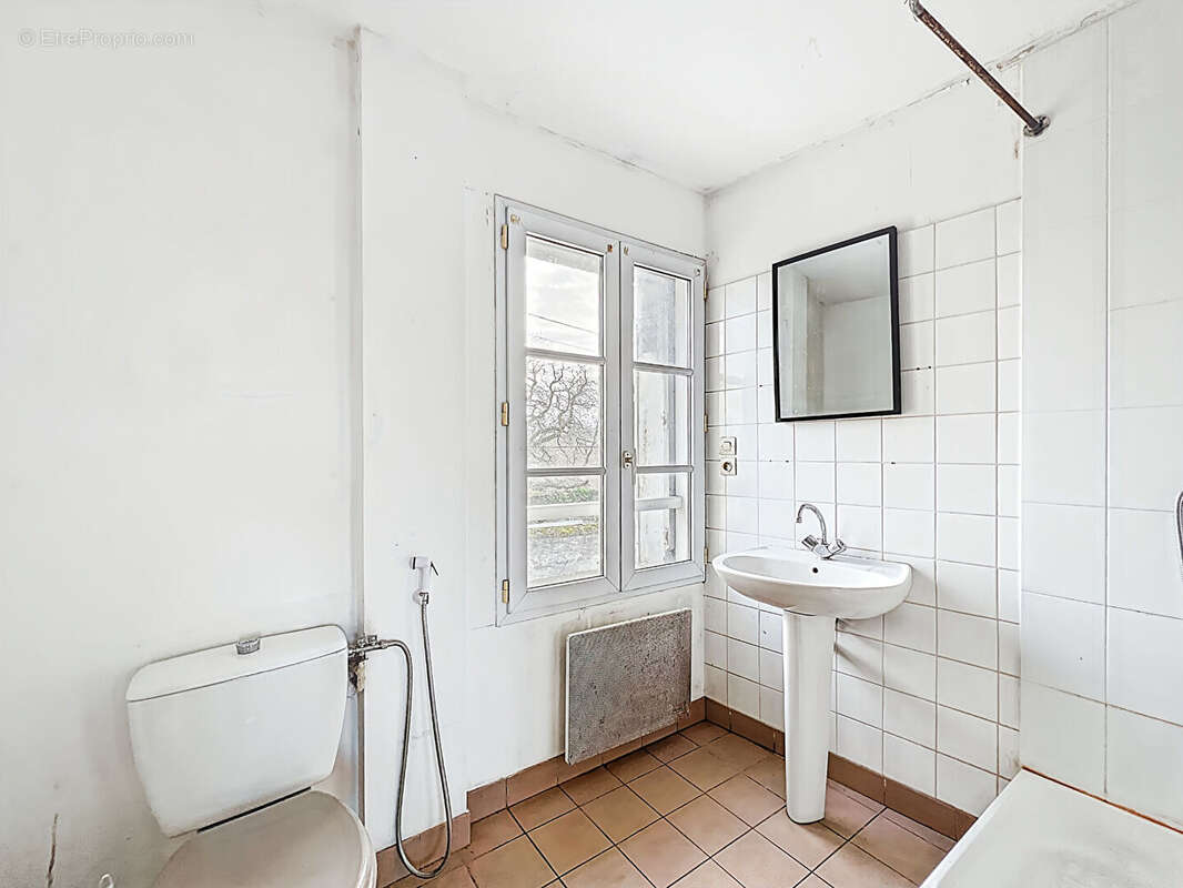 Maison à DOUE-LA-FONTAINE