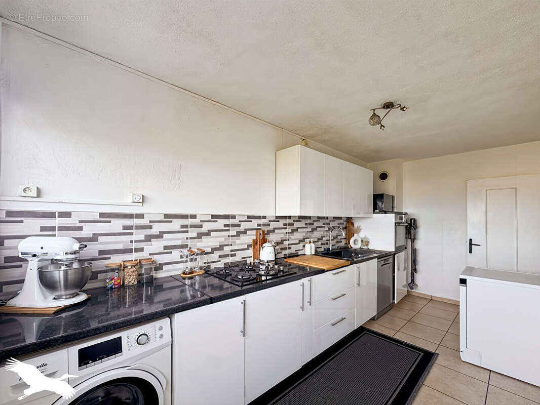 Appartement à MARSEILLE-13E