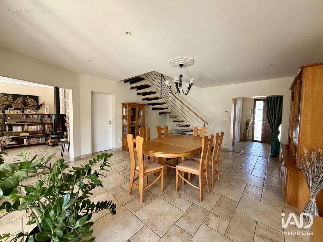 Maison 174 m² à Machecoul  - photo 7