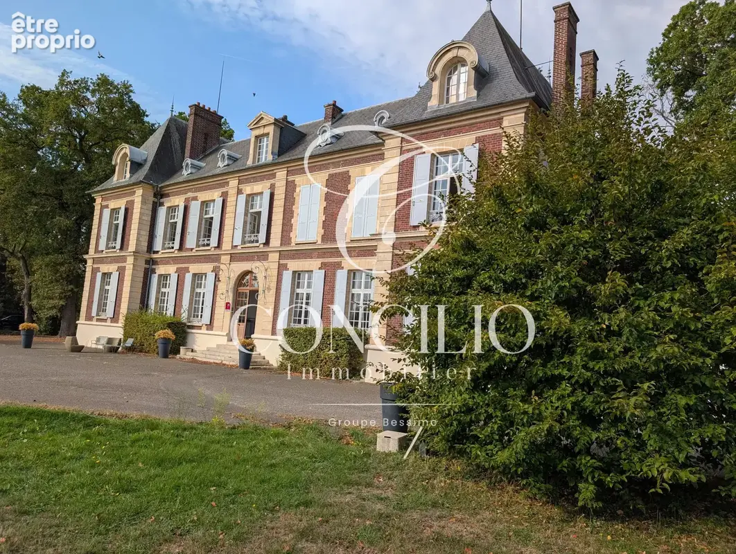 Domaine de caractère aux portes du Vexin – 680 m² – Parc et golf - photo 3