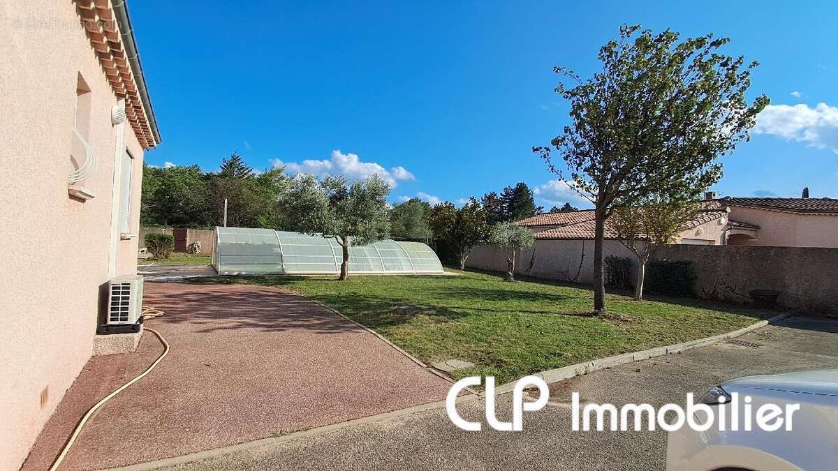 Maison 174 m² à Montelimar  - photo 4