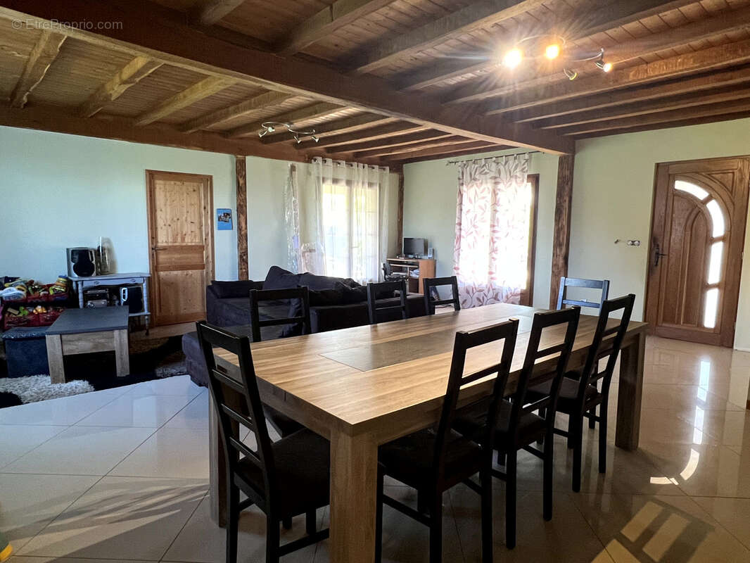 Maison à SAINT-MARTIN-PETIT