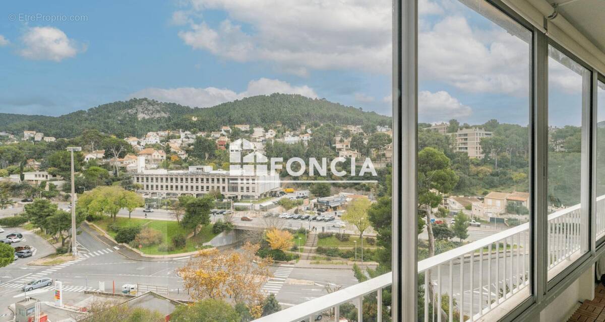 Appartement à MARSEILLE-9E