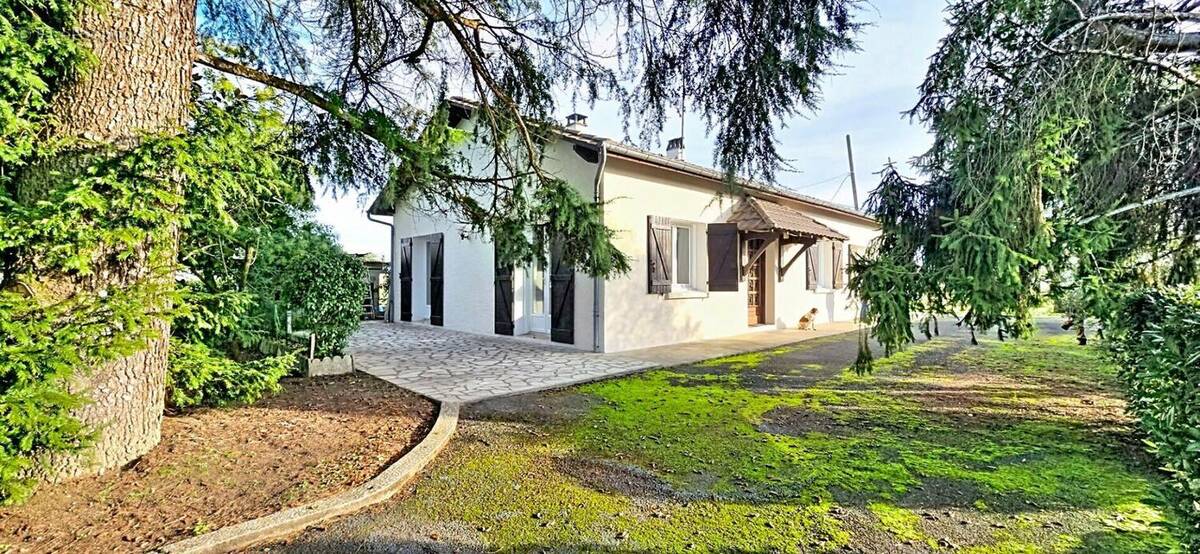 Maison à MONTPON-MENESTEROL