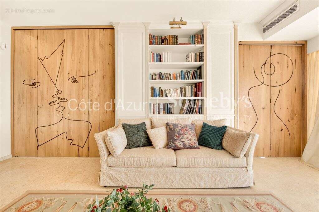 Appartement à MENTON