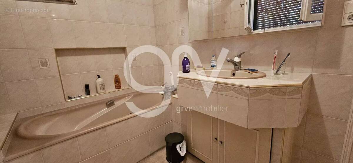 Maison à ARPAJON-SUR-CERE