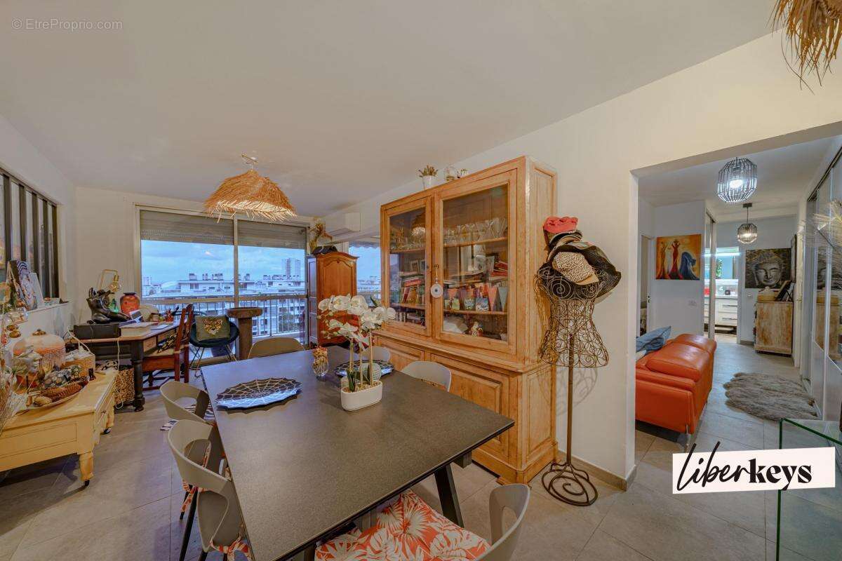 Appartement à MARSEILLE-9E