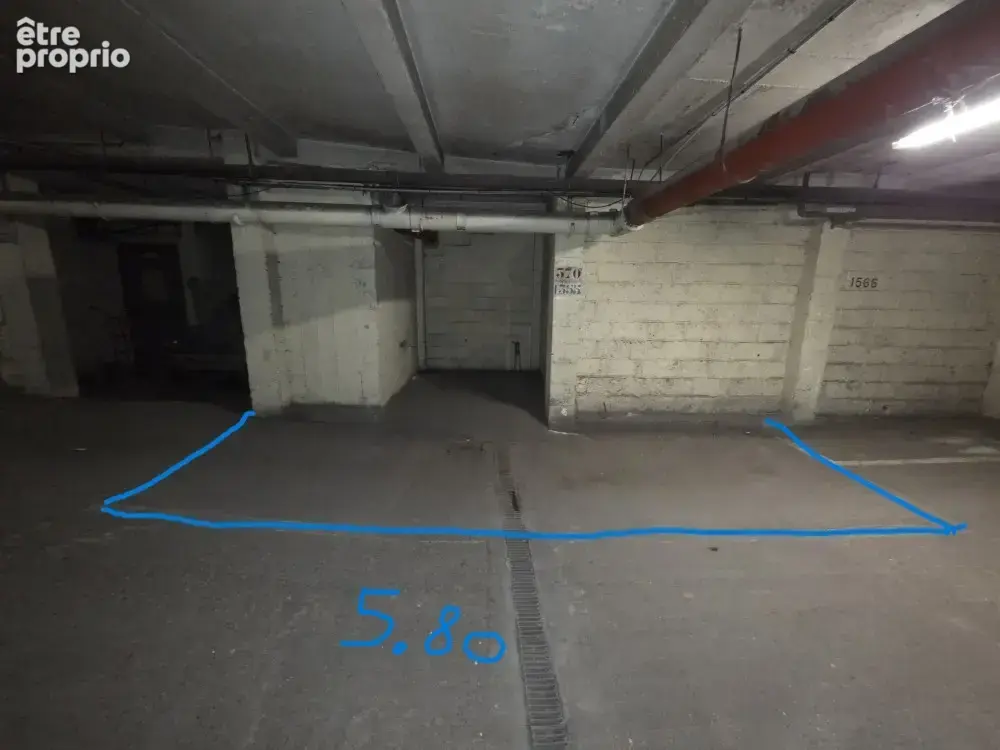 Photo Parking à Issy-Les-Moulineaux au prix de 25 000€