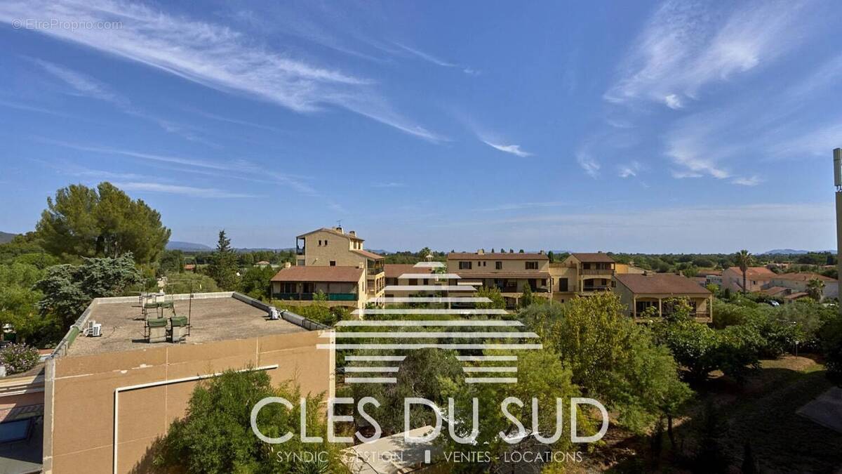 Appartement à HYERES