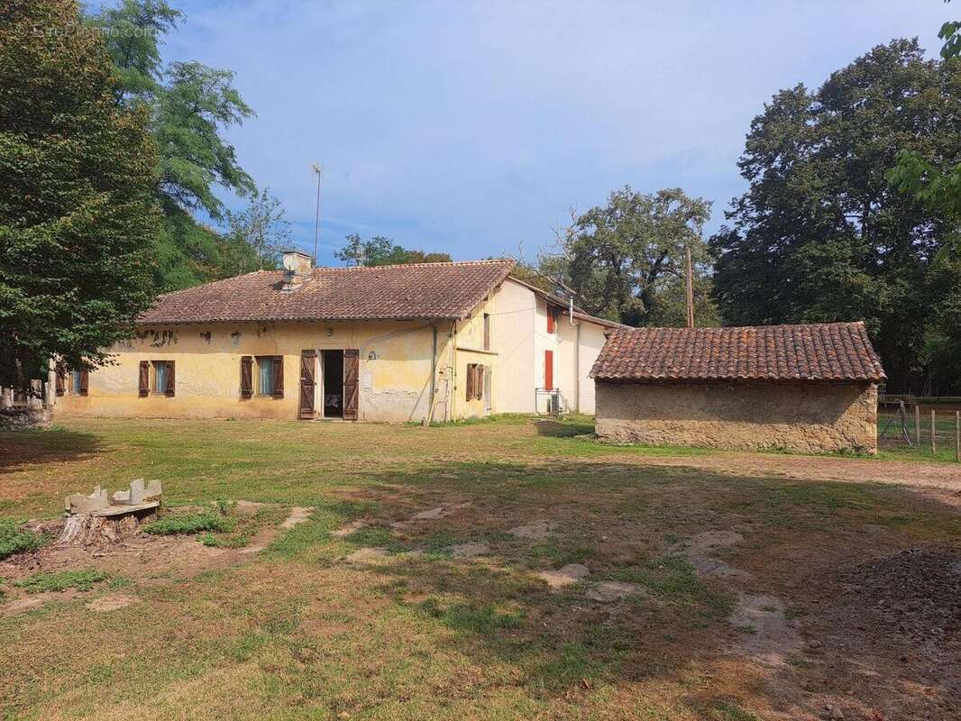 Maison 65 m² à Cachen  - photo 2