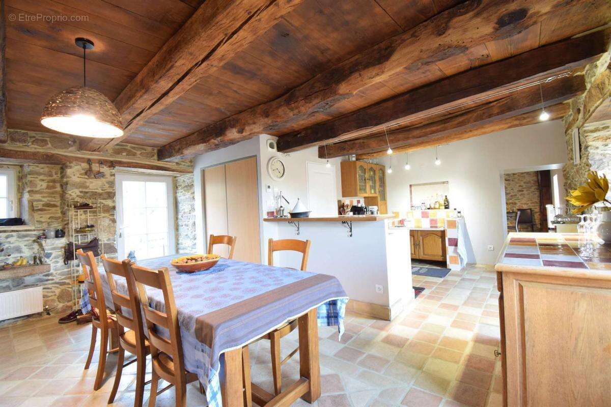 Maison 231 m² à Albi  - photo 9