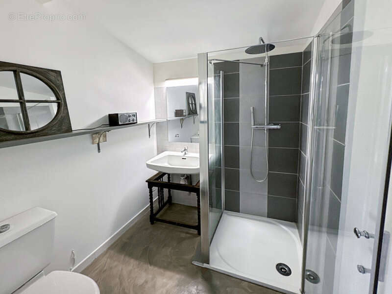 Maison à VIOLS-LE-FORT