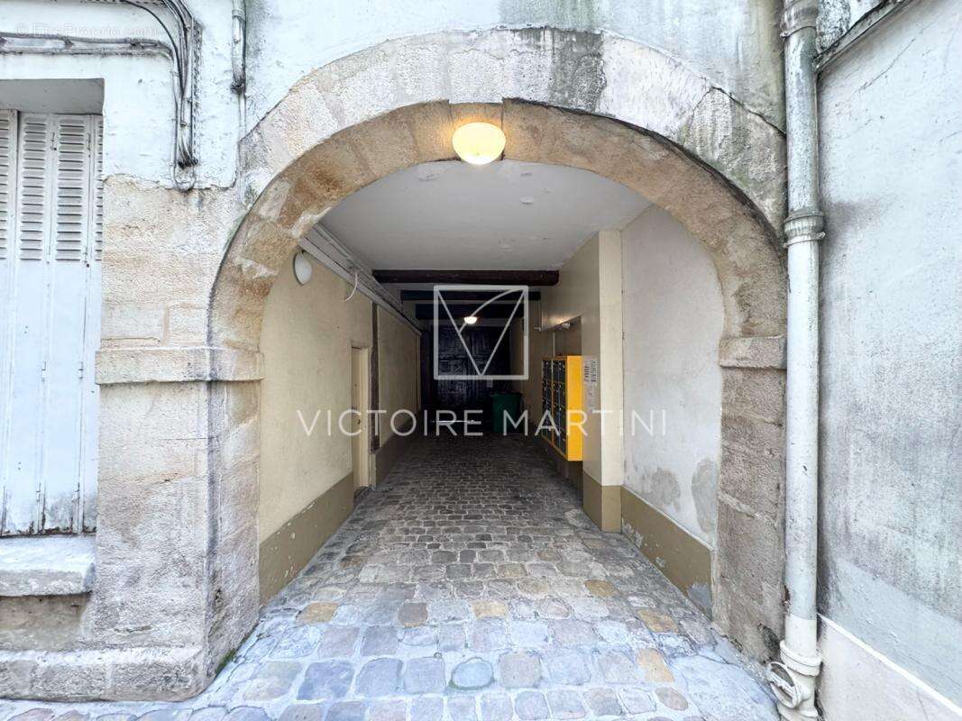 Appartement à PARIS-3E