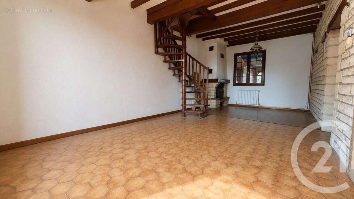 Maison 100 m² à Pont-Sainte-Maxence  - photo 3
